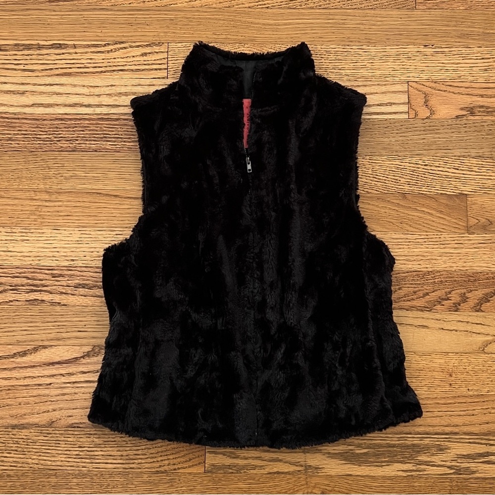 Modern Black Faux Fur Zip Up Vest